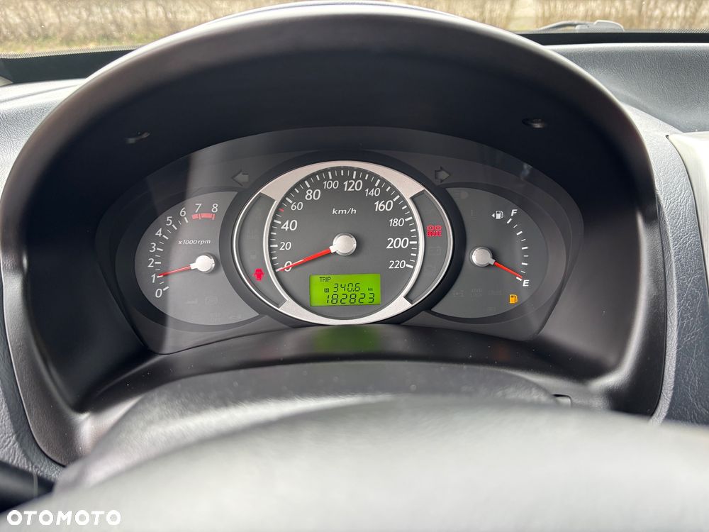 Hyundai Tucson 2.0 2WD GLS - 15