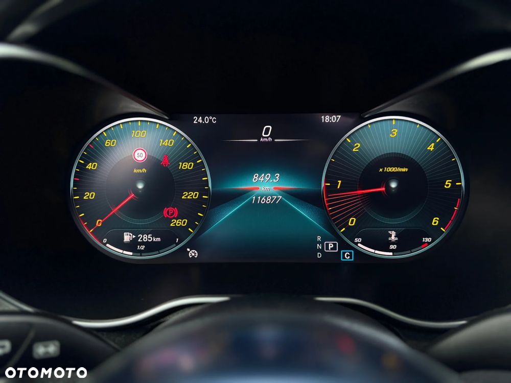 Mercedes-Benz GLC 220 d 4Matic 9G-TRONIC AMG Line - 35