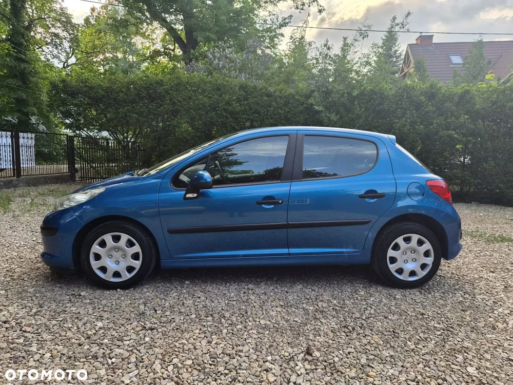 Peugeot 207 - 3