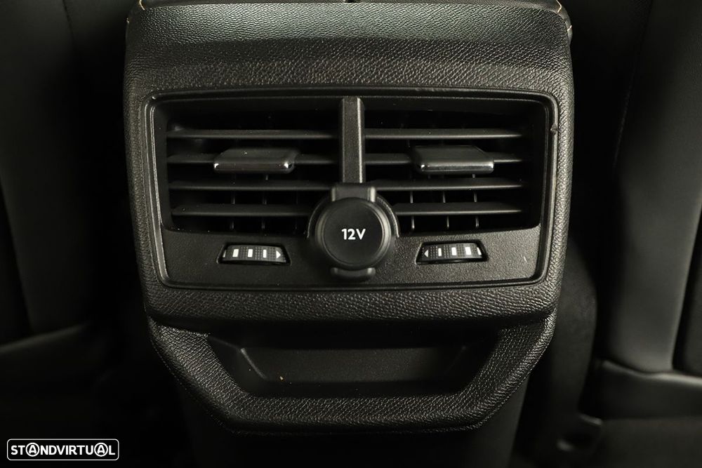 Peugeot 3008 1.2 PureTech GT EAT8 - 21