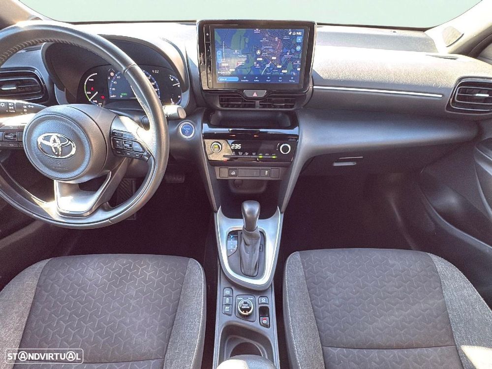 Toyota Yaris Cross 1.5 HDF Square Collection AWD - 13