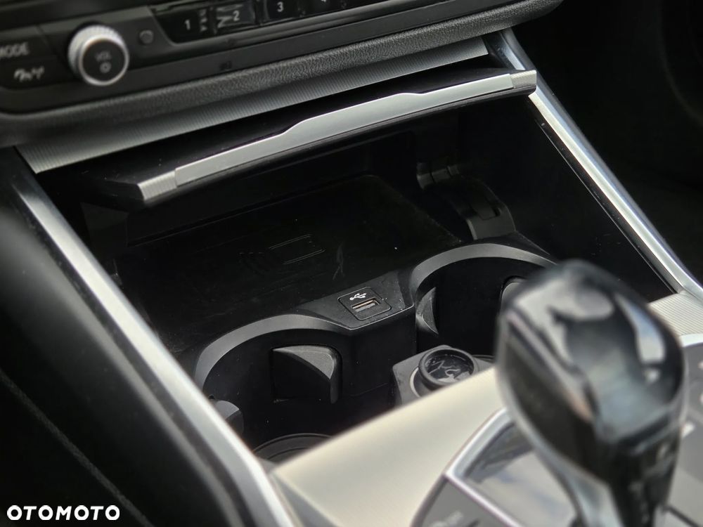 BMW Seria 3 - 15