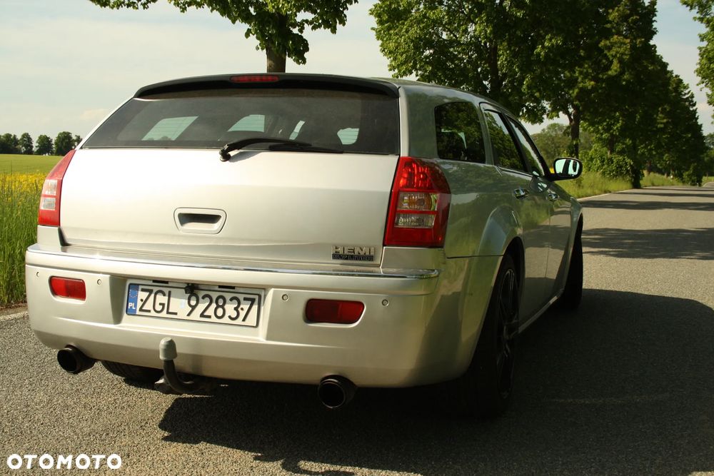 Chrysler 300C 5.7 V8 Hemi - 5