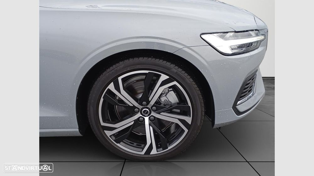 Volvo V60 2.0 T6 AWD TE Plus Bright — fotografia 5