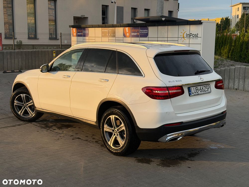 Mercedes-Benz GLC 300 4Matic 9G-TRONIC - 10