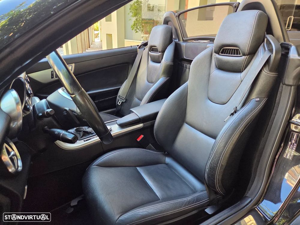Mercedes-Benz SLK 200 (BlueEFFICIENCY) 7G-TRONIC - 9