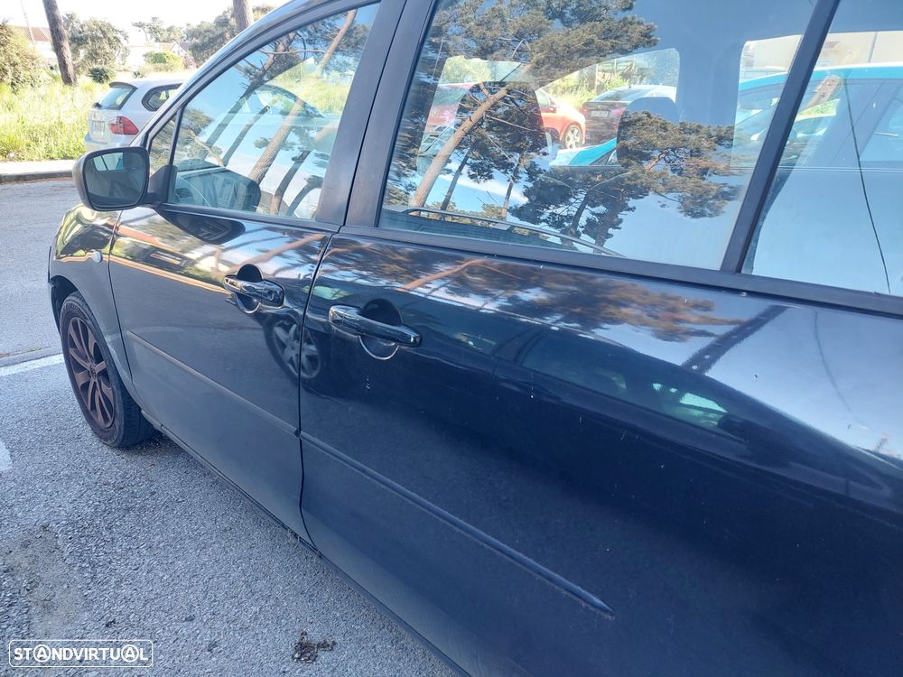 Mazda 5 MZR-CD 2.0 Sport - 4