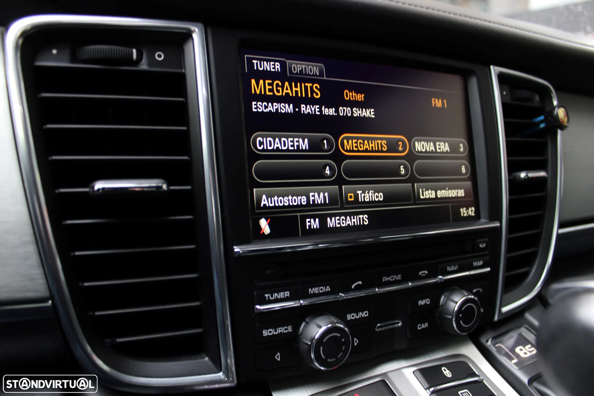 Porsche Panamera Diesel Platinum Edition - 40