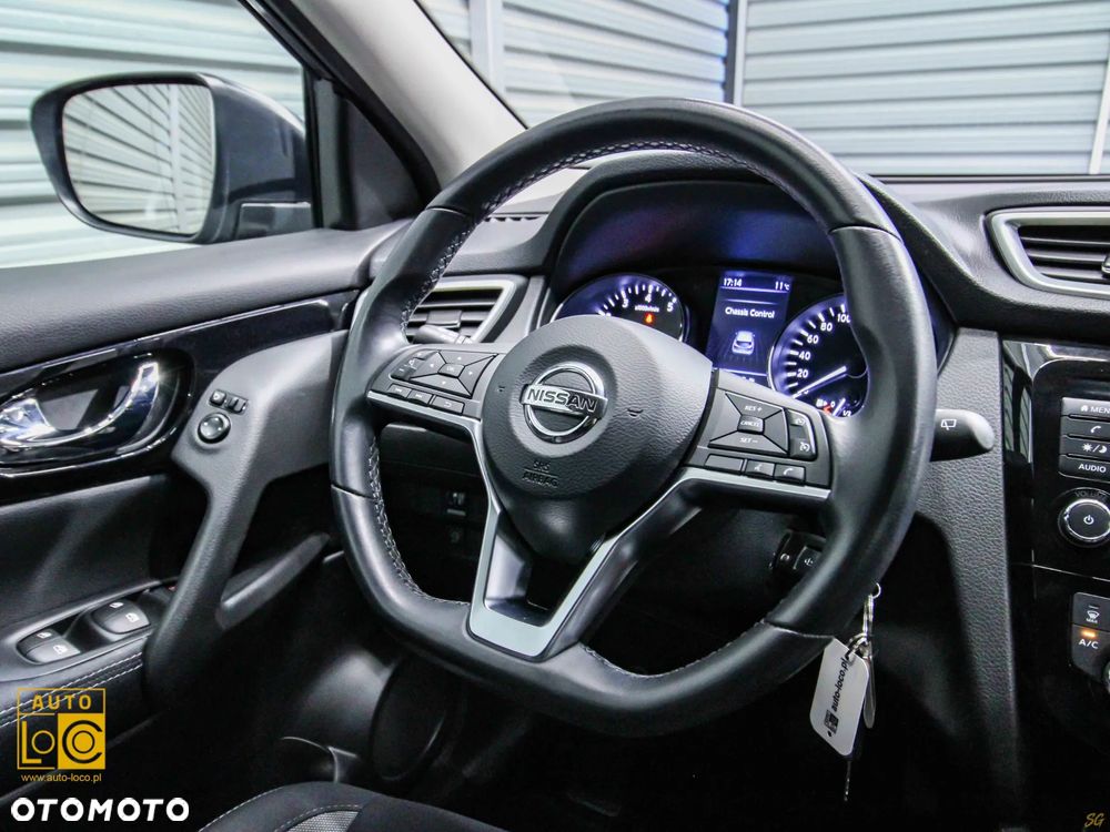 Nissan Qashqai 1.3 DIG-T N-Connecta - 23