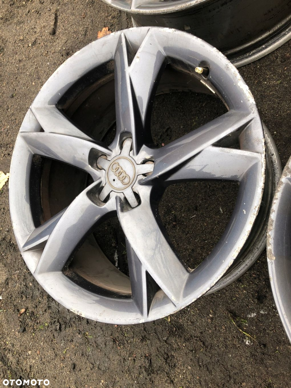 FELGI A5 8T A4 B8 5X112 8.5Jx19H2 ET32 8T0601025F - 5