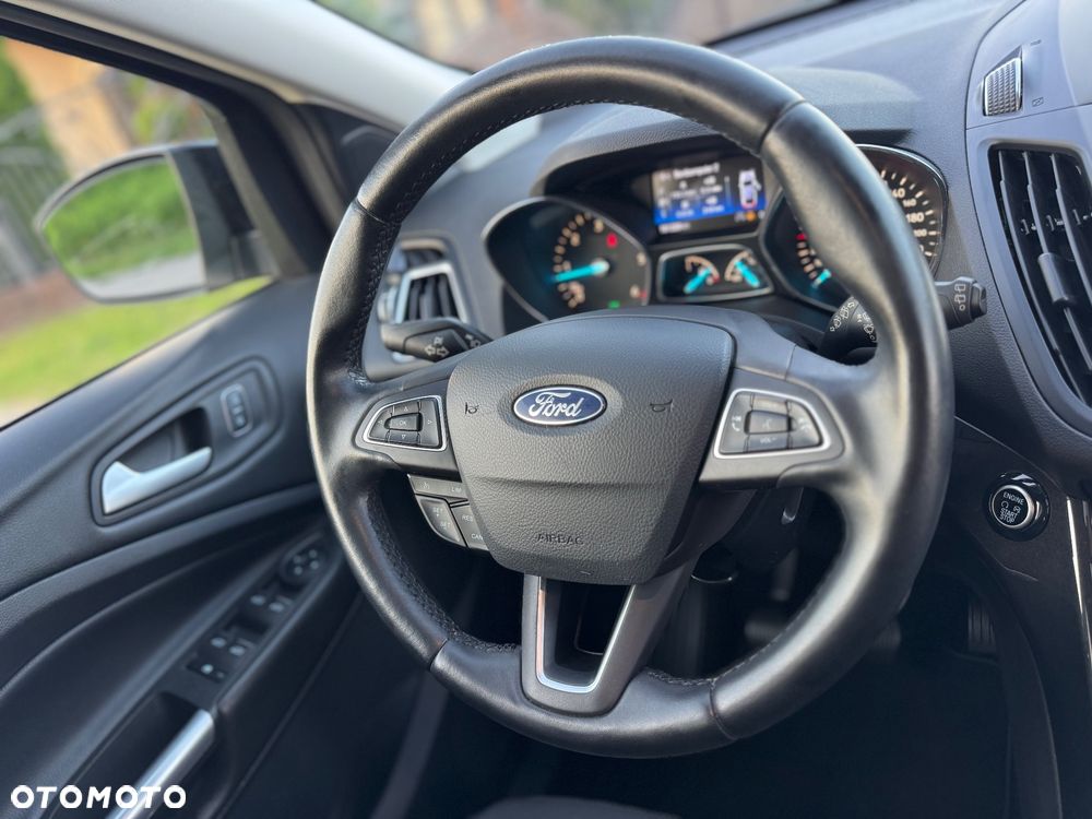 Ford Kuga 2.0 TDCi 2x4 Titanium - 34