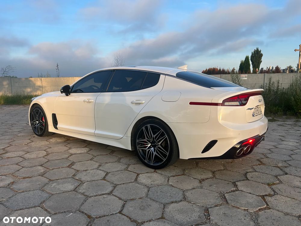 Kia Stinger 3.3 T-GDI V6 GT AWD - 4