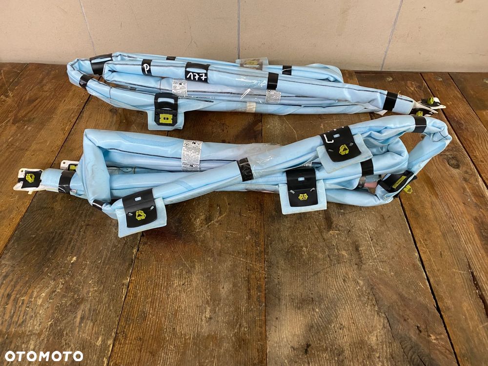 MERCEDES 177 kurtyna prawa lewa - 1