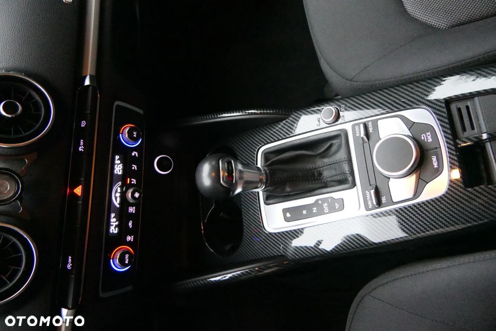 Audi A3 Limousine 1.6 TDI S tronic design - 18