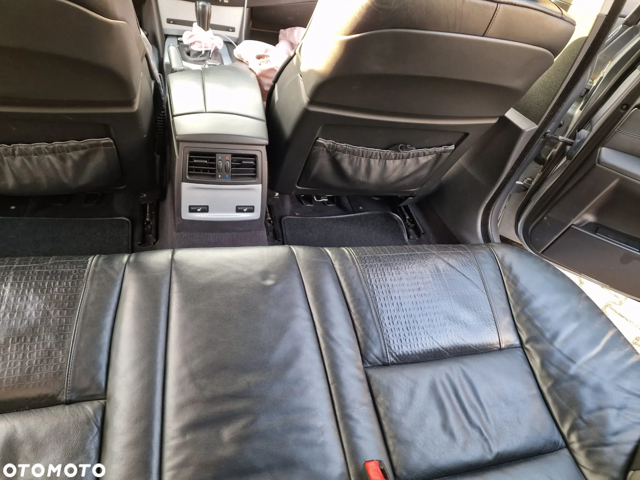 BMW Seria 5 545i - 15