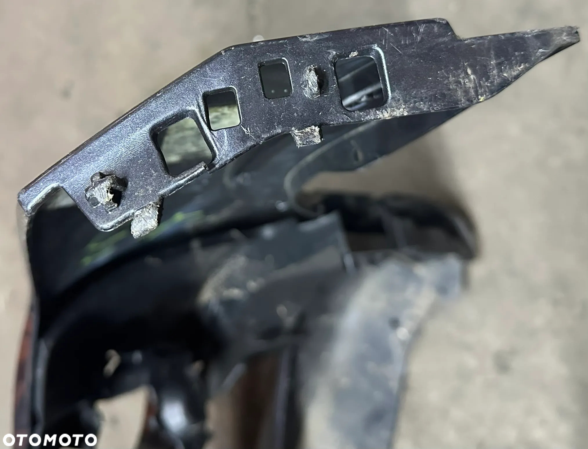 Zderzak przód Bmw X1 F48 15-18R 51117354815 - 5