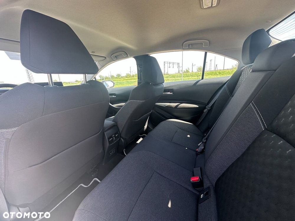 Toyota Corolla 1.8 Hybrid Comfort - 12
