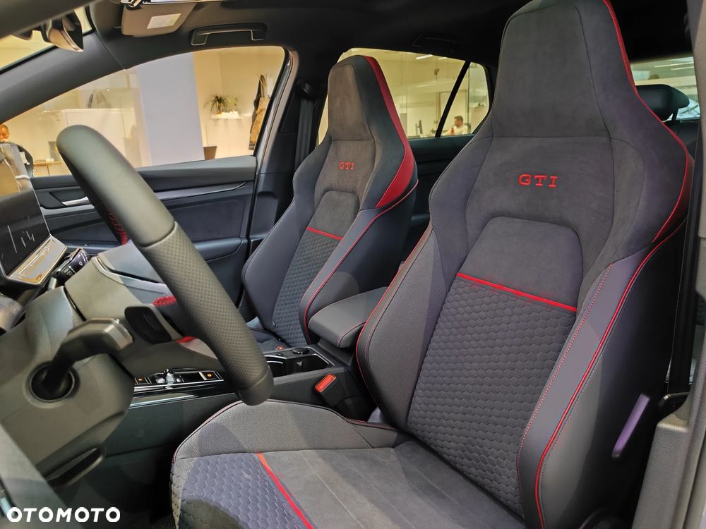 Volkswagen Golf VIII 2.0 TSI GTI Clubsport DSG - 21