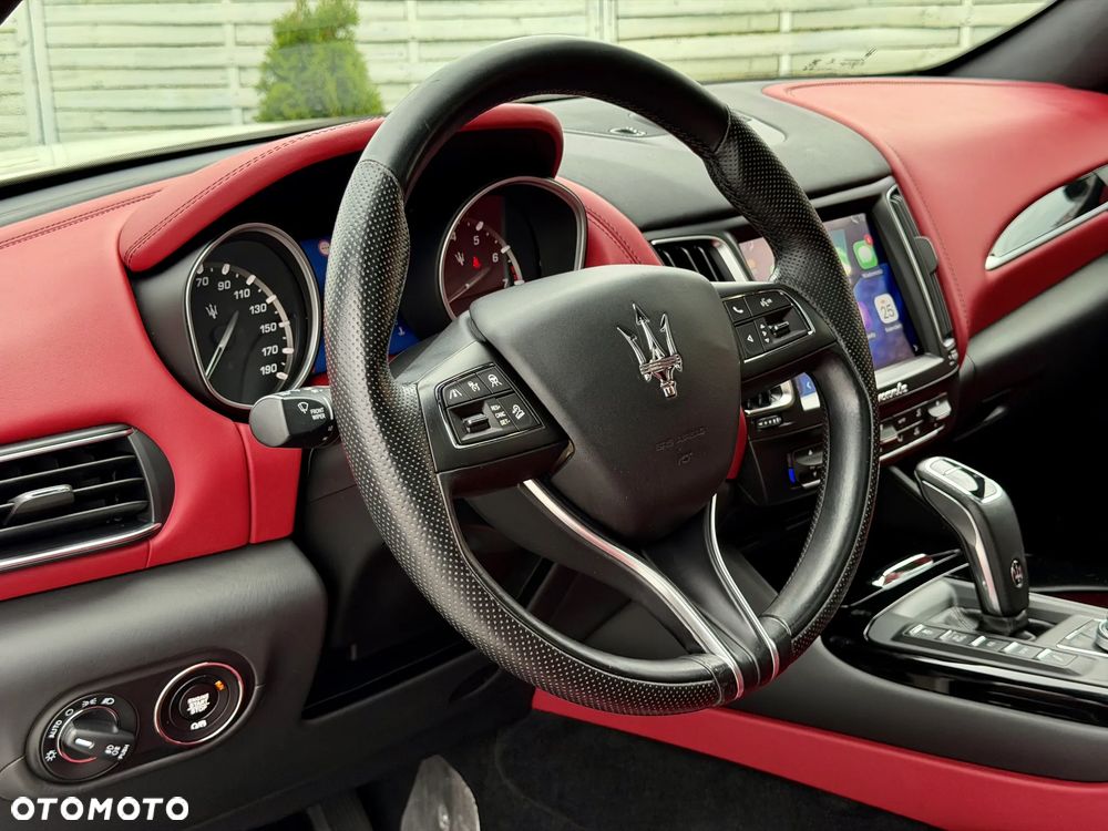 Maserati Levante S Q4 - 10