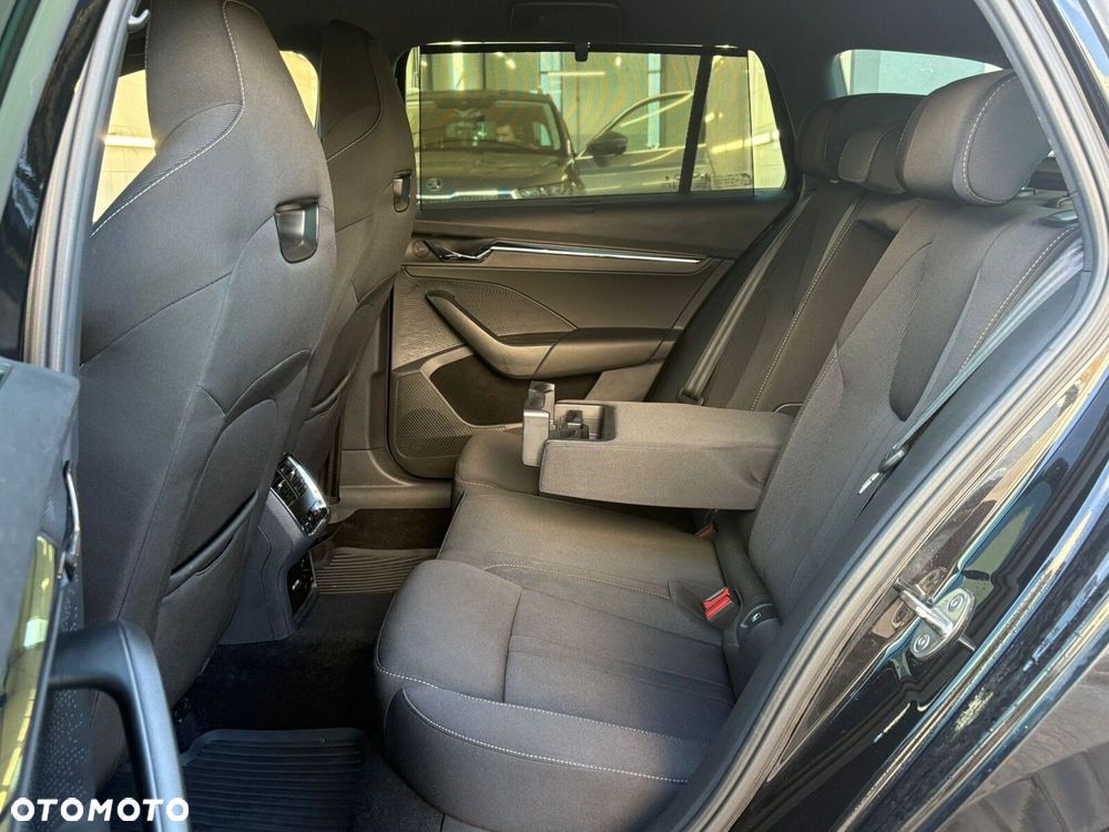 Skoda Octavia 2.0 TDI Style DSG - 15