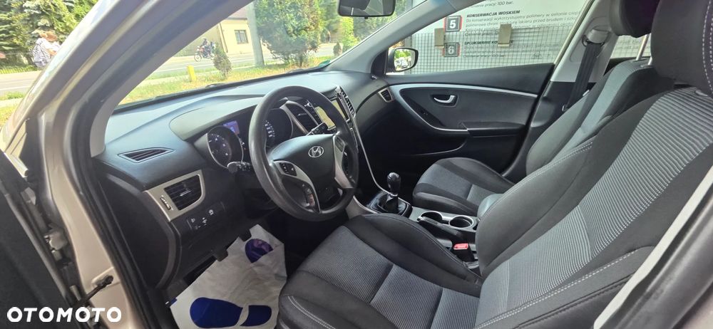 Hyundai i30 1.6 CRDi Premium - 30
