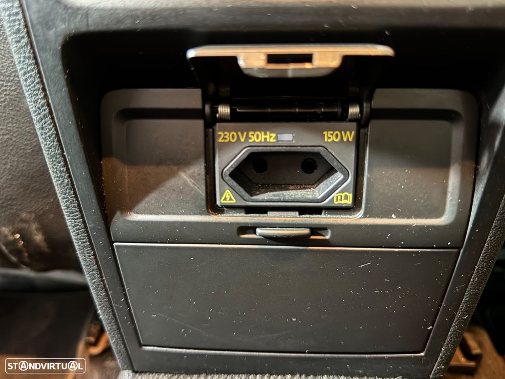 VW Passat Variant 2.0 TDI Highline - 49