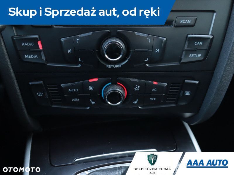 Audi A4 Limousine - 15