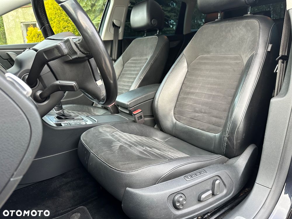 Volkswagen Passat 2.0 TDI DSG BlueMotion Technology Highline - 23