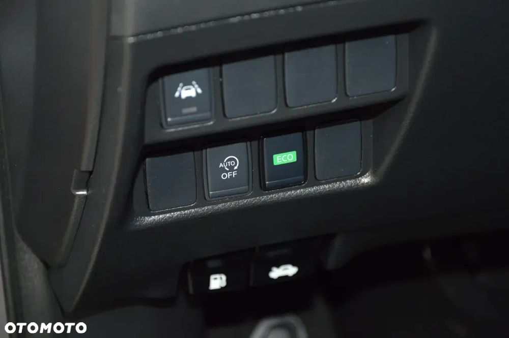 Nissan Qashqai 1.3 DIG-T DCT TEKNA+ - 25