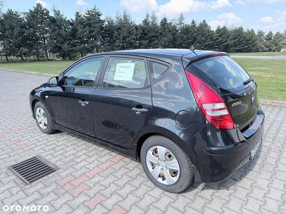 Hyundai i30 1.6 CRDi Classic + - 12