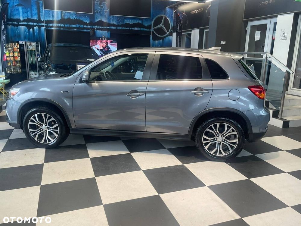 Mitsubishi ASX - 8