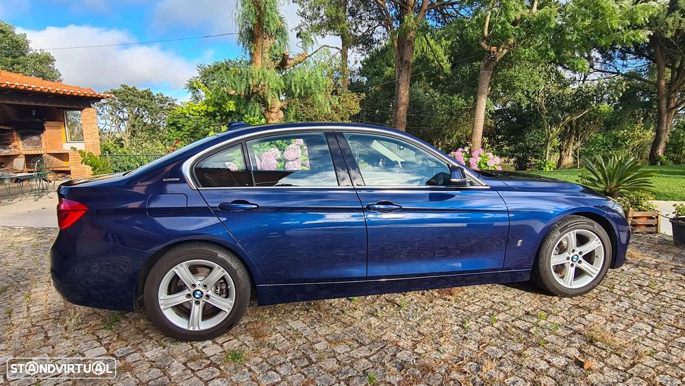 BMW 330 e iPerformance Line Luxury - 1