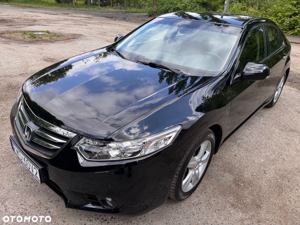 Honda Accord 2.0 Elegance 50 Jahre Edition - 24