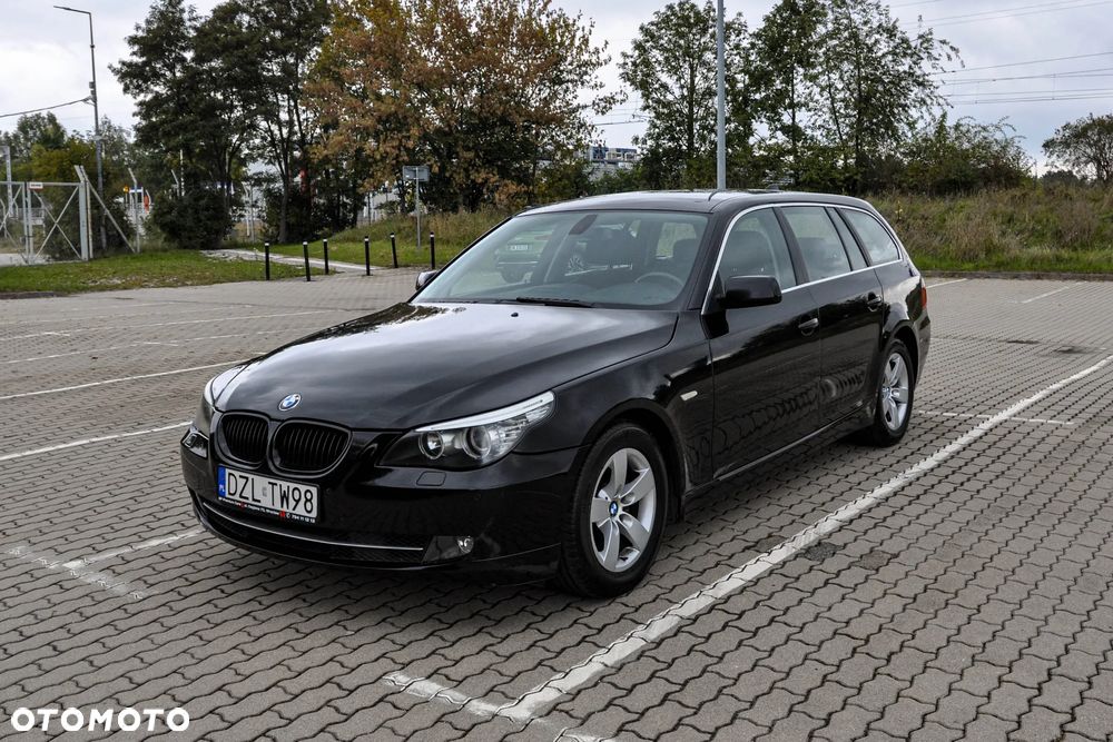 BMW Seria 5 520d Touring - 1