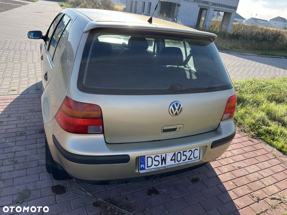 Volkswagen Golf IV 1.4 16V Basis - 6