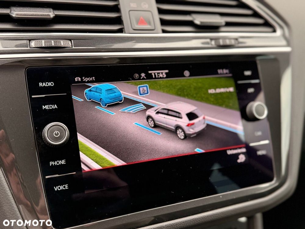 Volkswagen Tiguan 2.0 TSI 4Mot Elegance DSG - 27