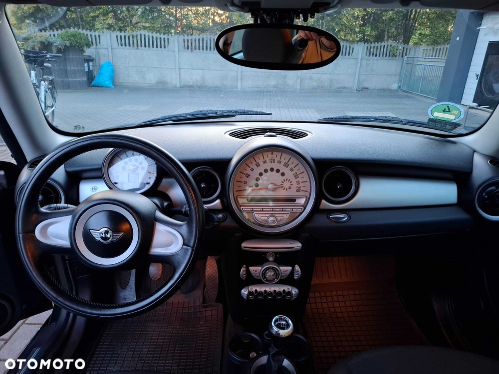 MINI Cooper - 6