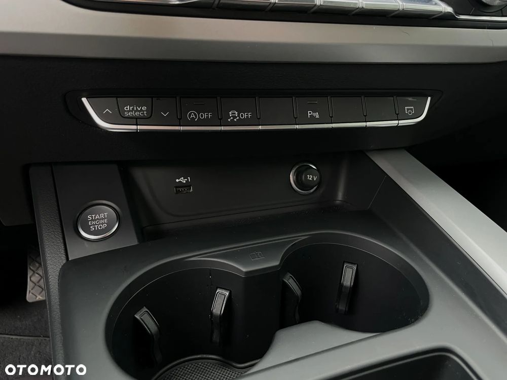 Audi A4 Avant 40 TFSI quattro S tronic S line - 36