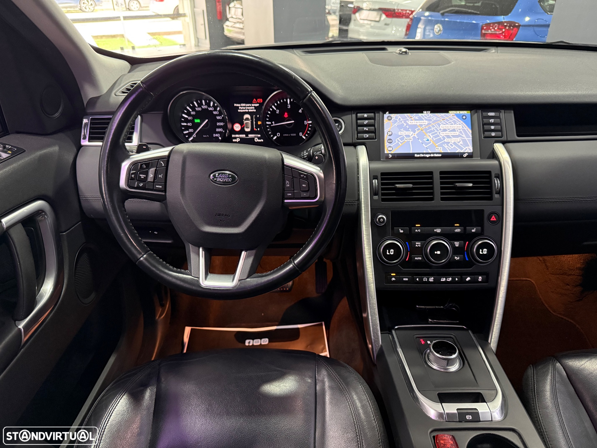 Land Rover Discovery Sport 2.0 TD4 HSE Auto - 25