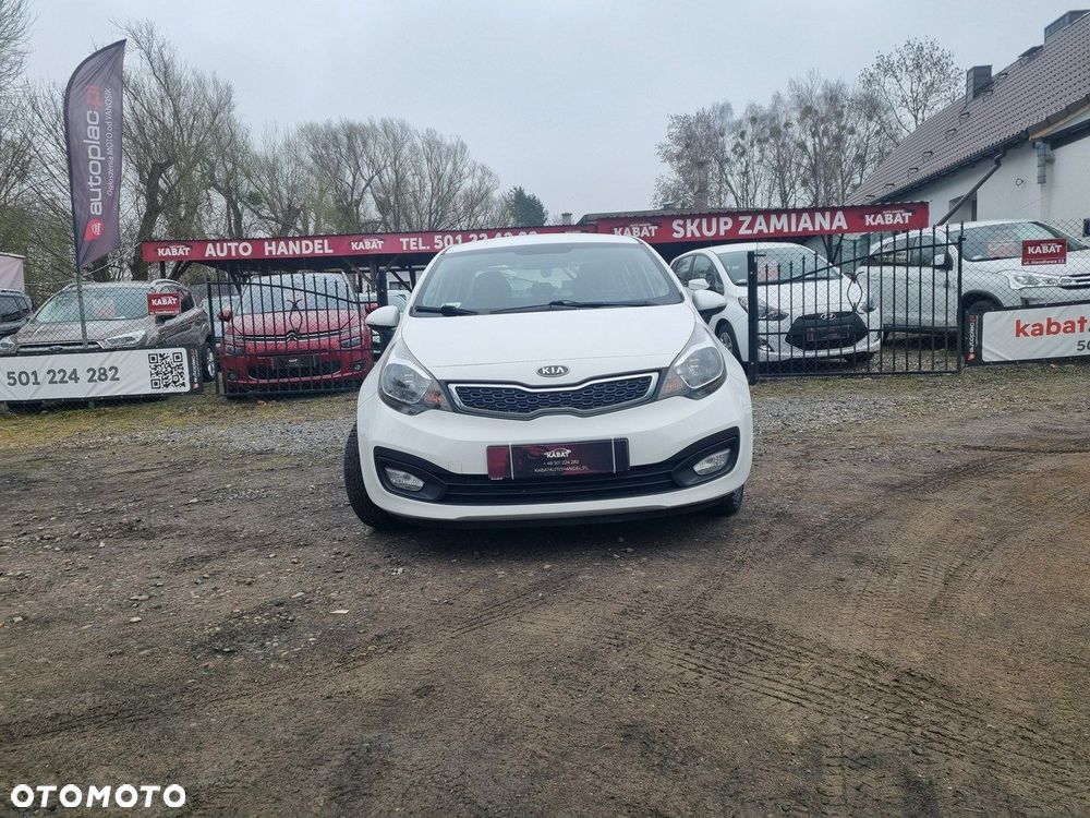 Kia Rio - 8