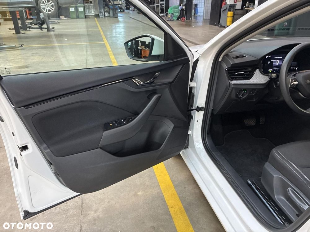 Skoda Scala 1.0 TSI Selection DSG - 11