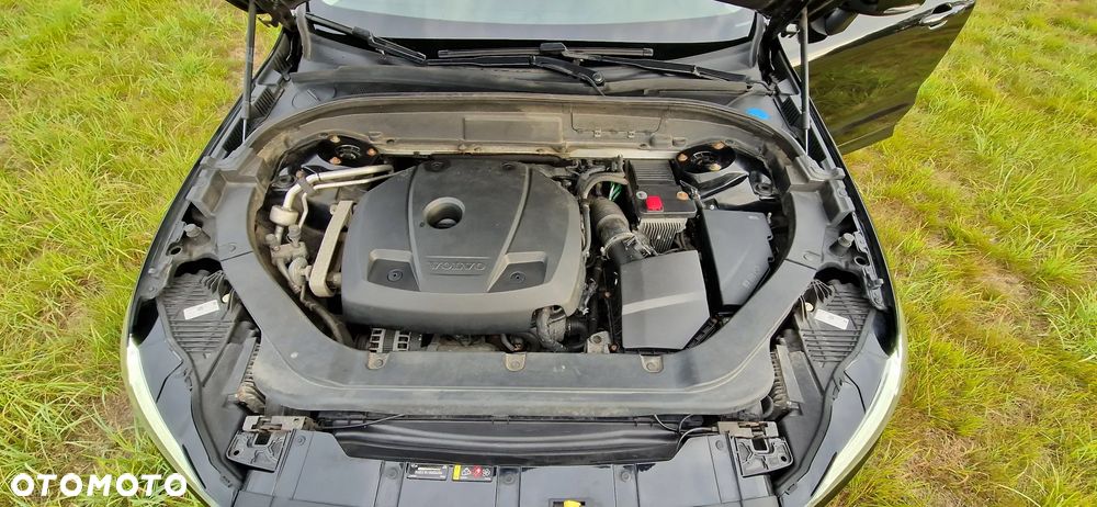 Volvo XC 60 T5 Momentum Pro - 6