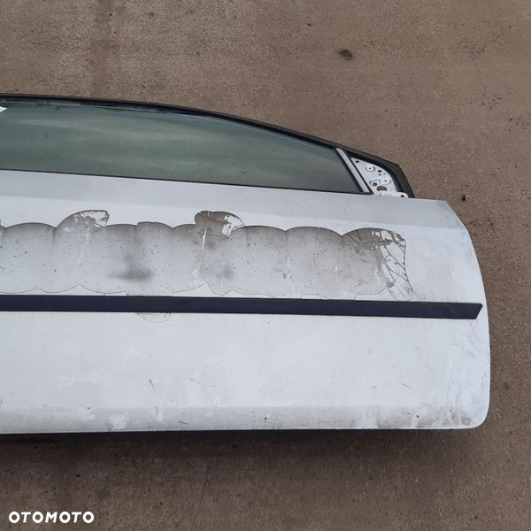 DRZWI PRAWY PRZÓD 3D FORD FIESTA MK5