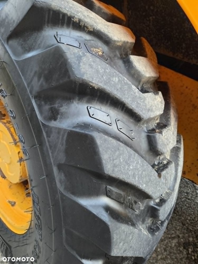 JCB 3CX - 20