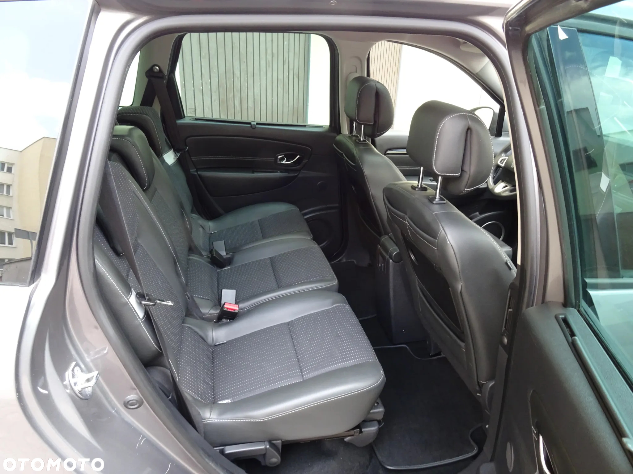 Renault Grand Scenic ENERGY dCi 110 EDC LIMITED - 8