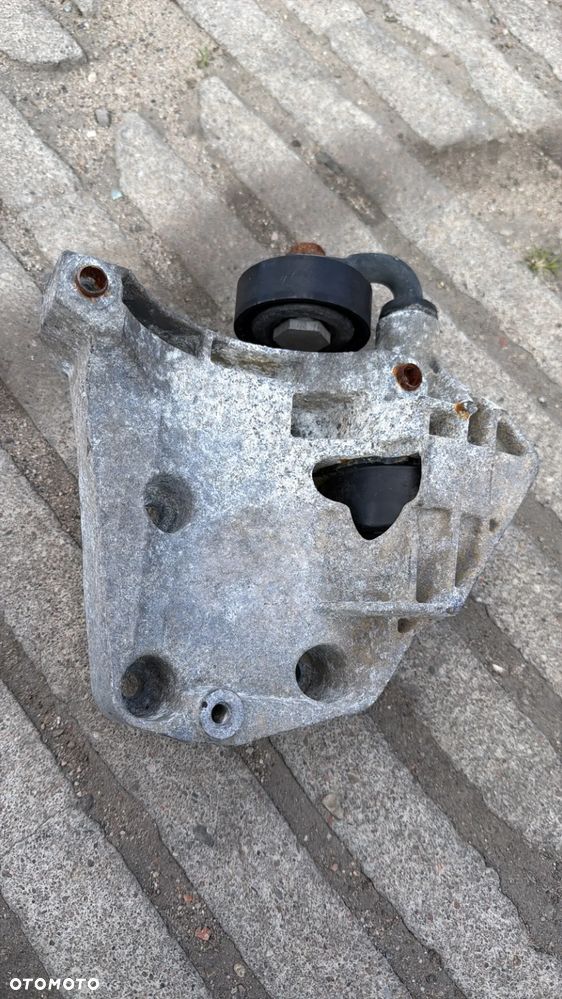 MOCOWANIE ŁAPA NAPINACZ ALTERNATORA 7786708 BMW E60 E65 E53 - 1