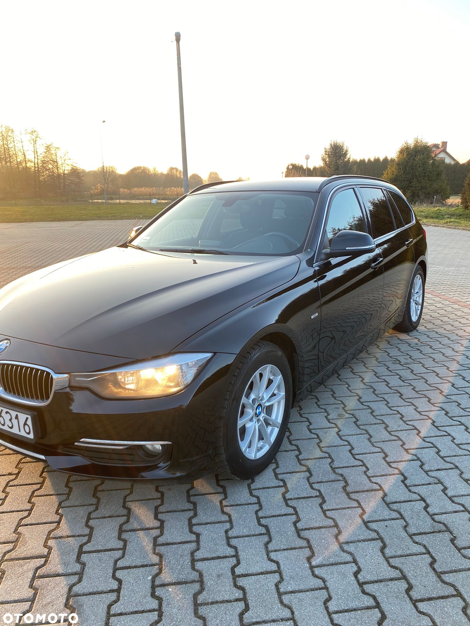 BMW Seria 3 320d Efficient Dynamics Luxury Line - 23