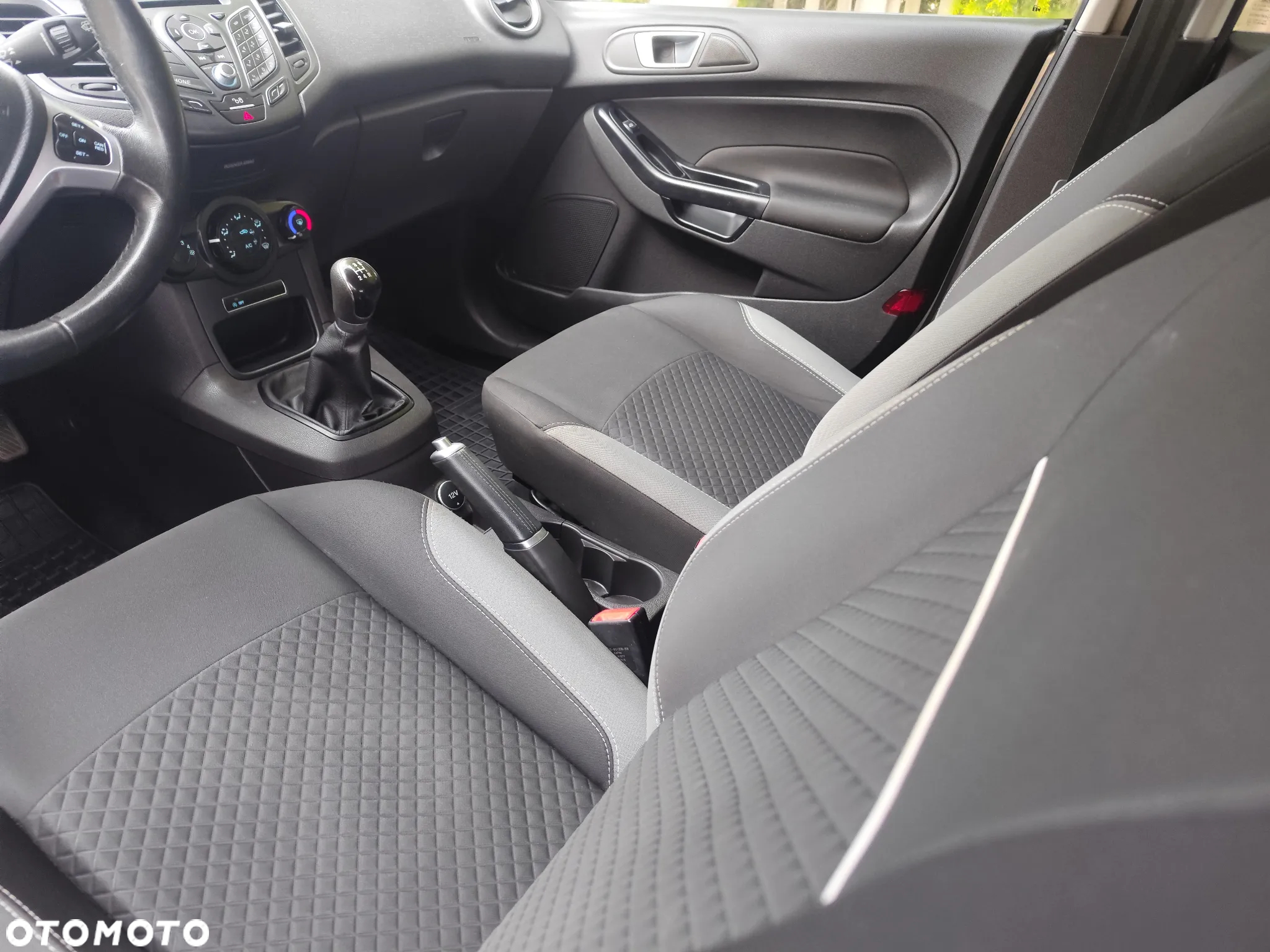 Ford Fiesta 1.0 EcoBoost Silver X EU6 - 31