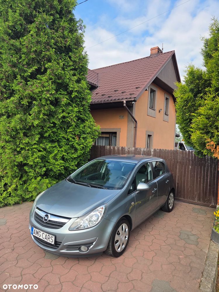Opel Corsa 1.4 16V Cosmo - 4