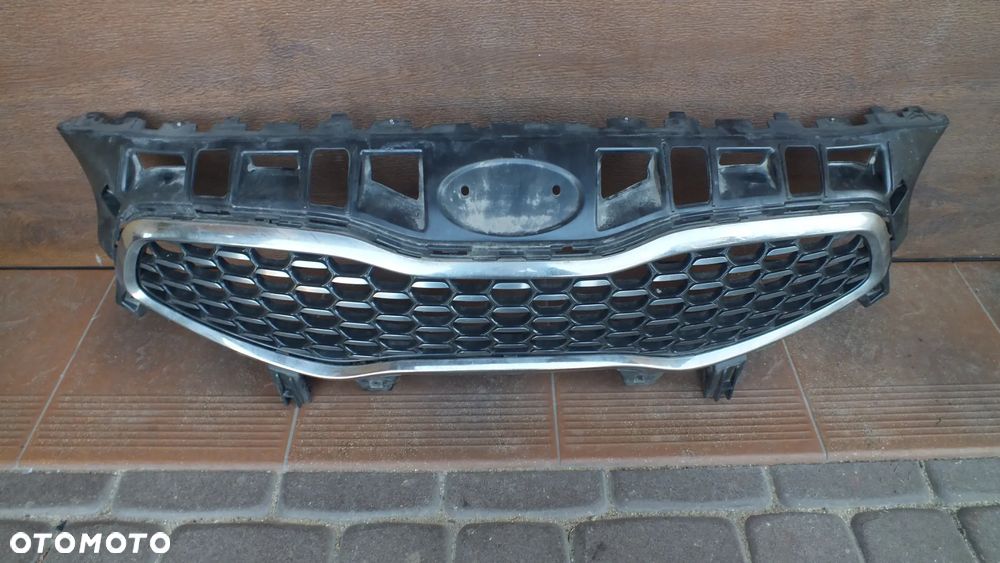 Atrapa zderzak przedniego Kia Ceed  II Lift - 2